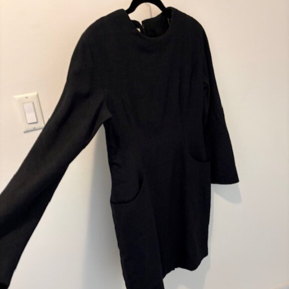 dress - Picture 2 of 4